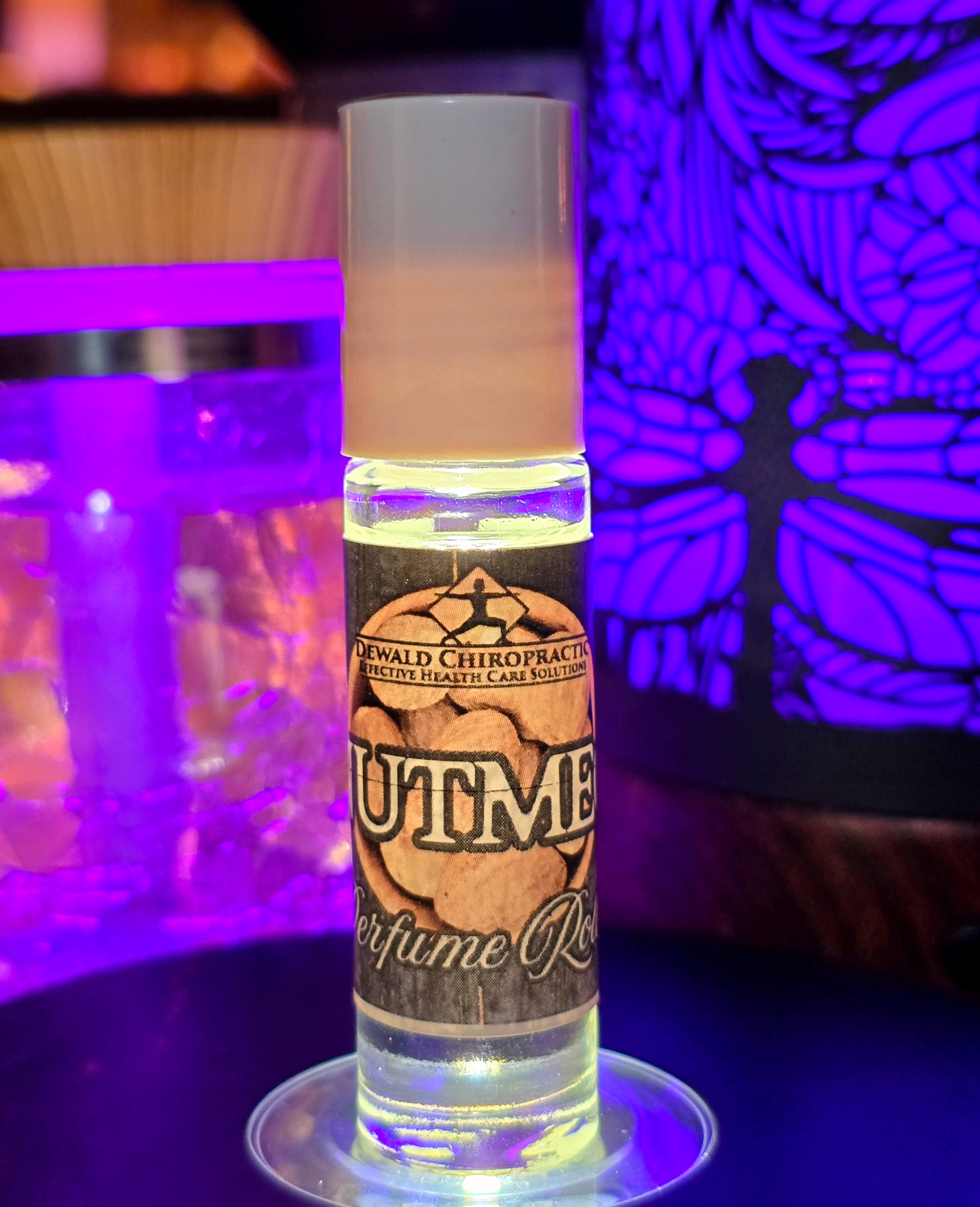 Nutmeg Perfume Roller blended with MCT carrier oil
